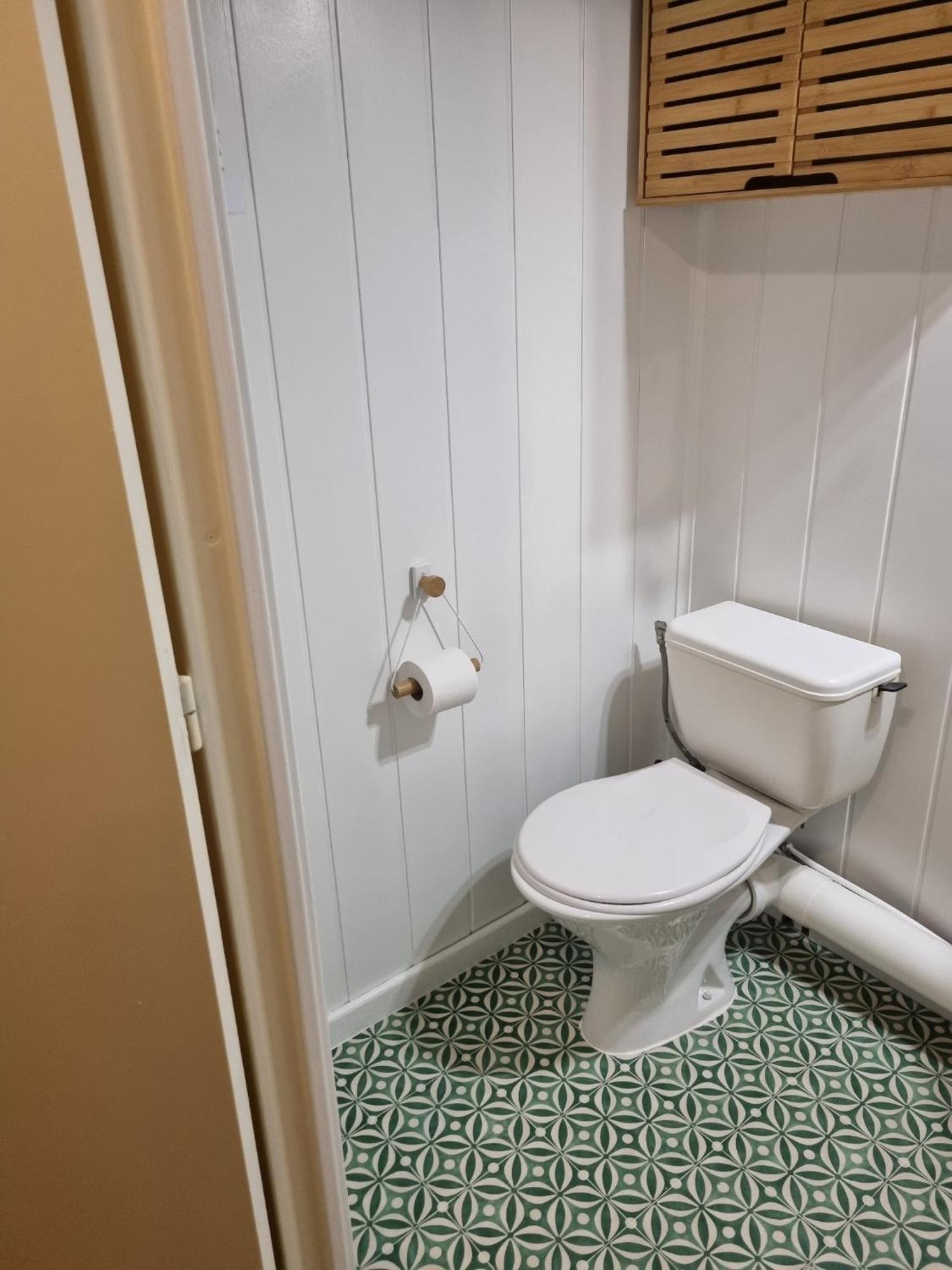 Appartement Studio cabine refait à neuf à 3 minutes à pied de la plage à Le Grau-du-Roi Extérieur photo